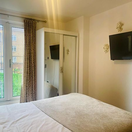 Room With Kitchen In Central לונדון מראה חיצוני תמונה