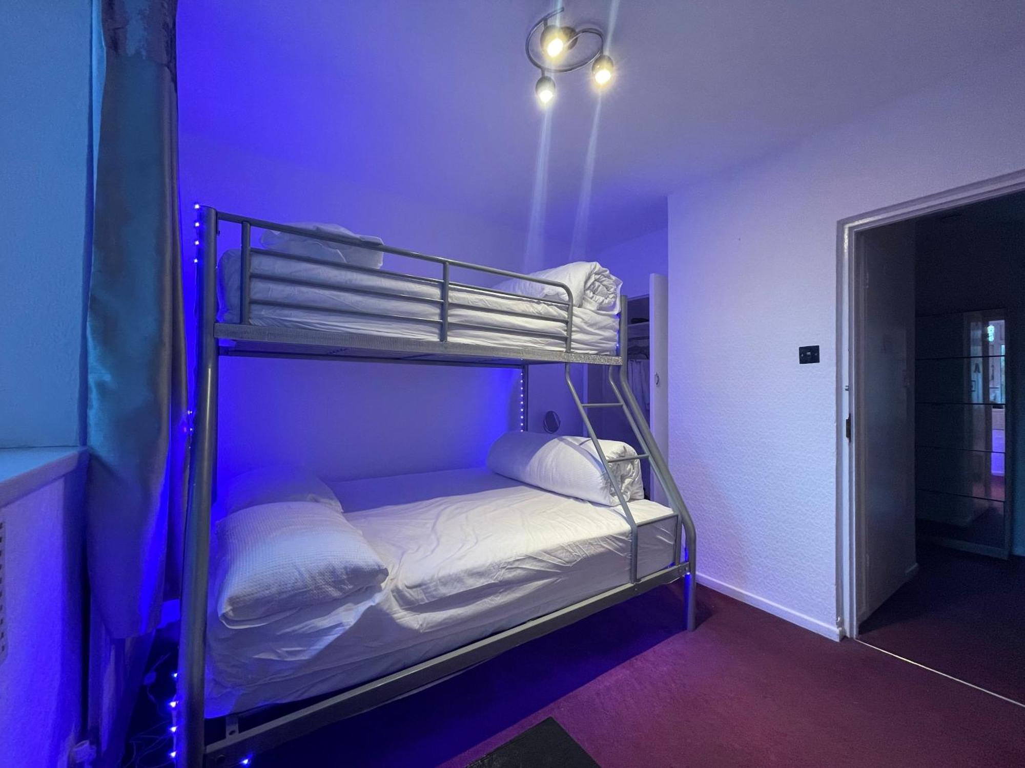 Room With Kitchen In Central לונדון מראה חיצוני תמונה